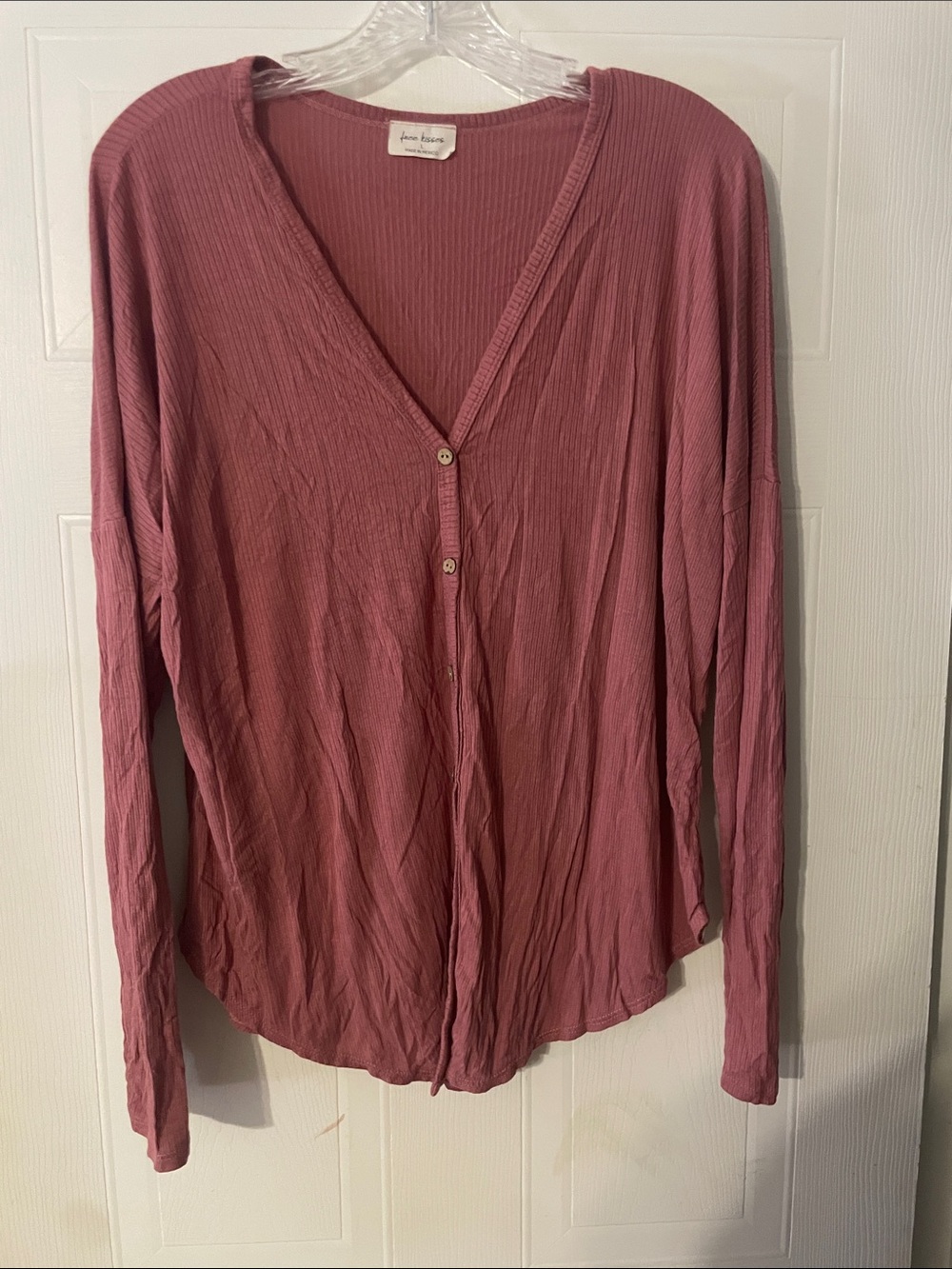Free kisses Dusty Rose Ribbed V-Neck Button Long Sleeve Top